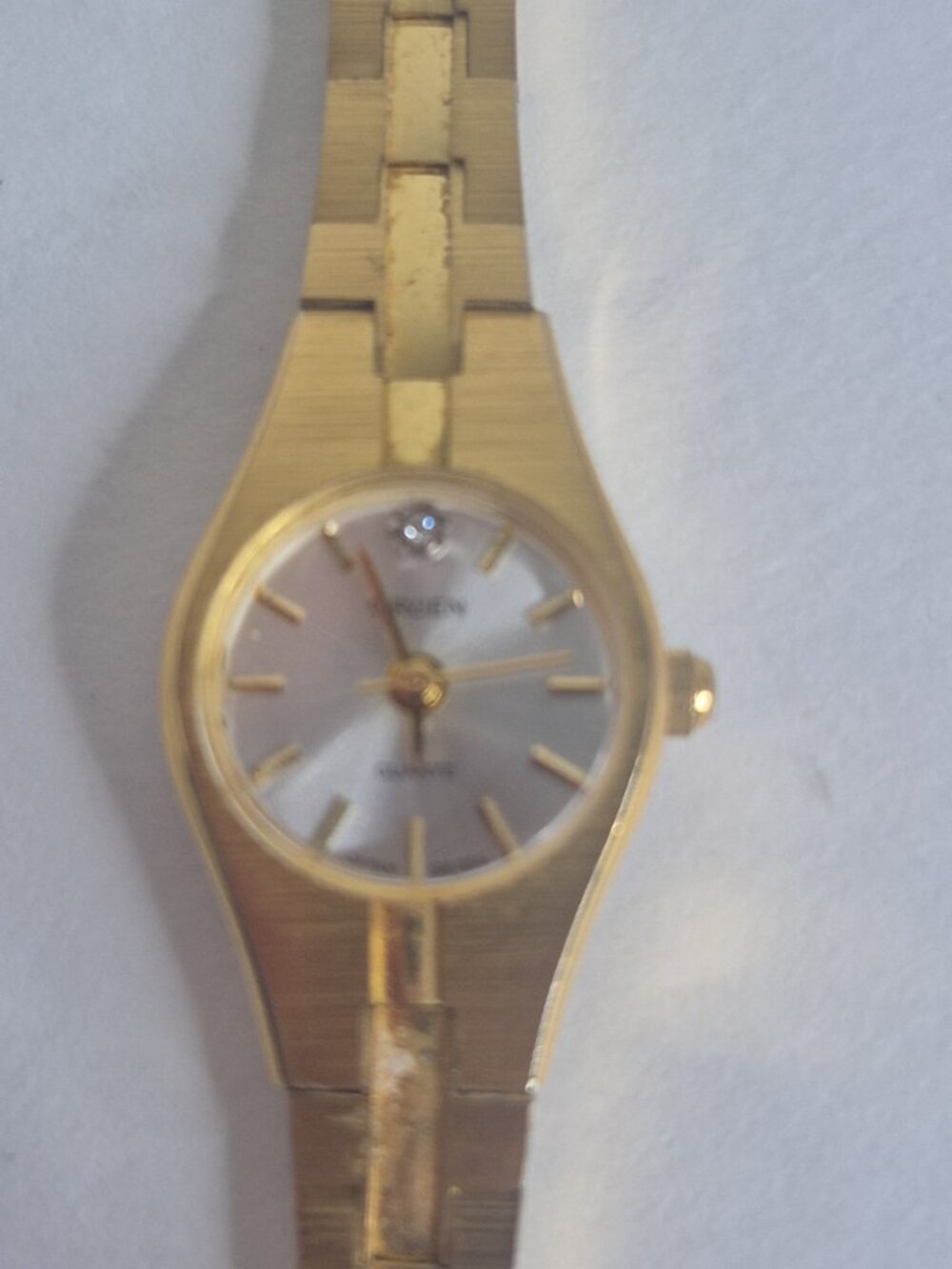 Vintageg Gruen Ladies Watch Gold Tone Diamond On 12 Marker